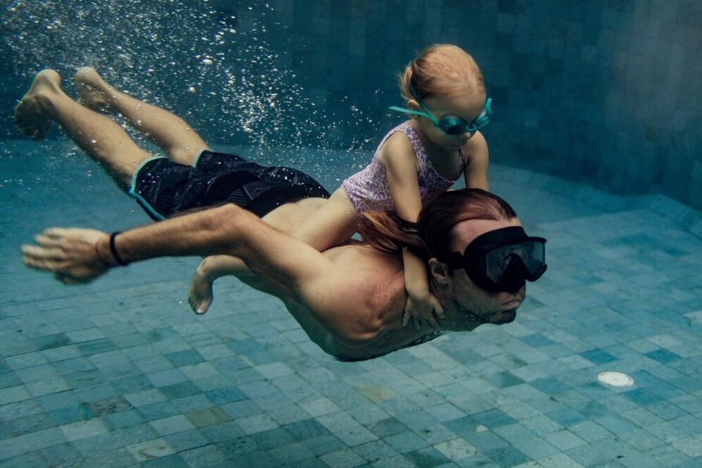 Swim Trainer Leads to Faster Progress